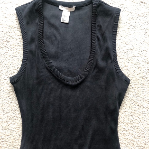 H&M TREND BLACK RIBBED STRETCH BANDAGE BODYSUIT TOP Tank Top Scoop Neck New Sz 4 - Picture 3 of 8